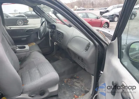 2003 Ford F-150 Xl/Xlt из США, поврежденный, VIN 1FTRF17233NB00510